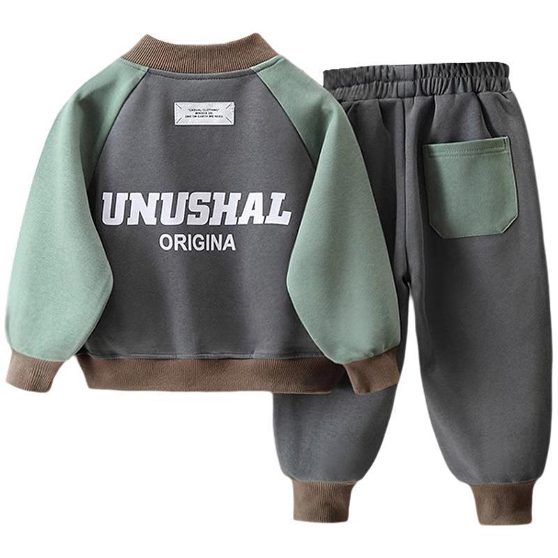 Stylish spring/autumn two-piece set for baby boys