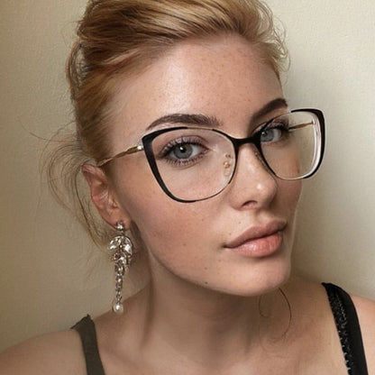 Trendy cat-eye glasses: European/American style, blue light blocking