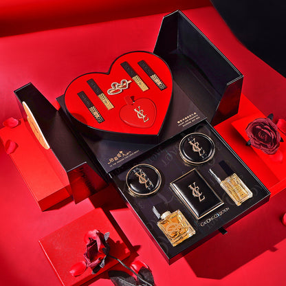 Luxury gold romantic gift box for wife and girlfriend