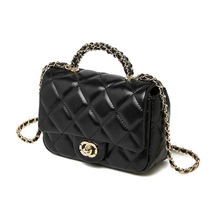 Chic Aura Diamond Chain Tote Luxury Edition