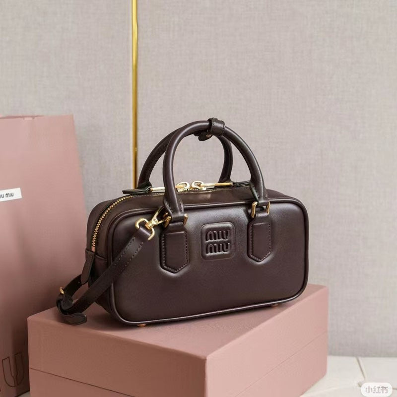 Bowling Square Boston Bag