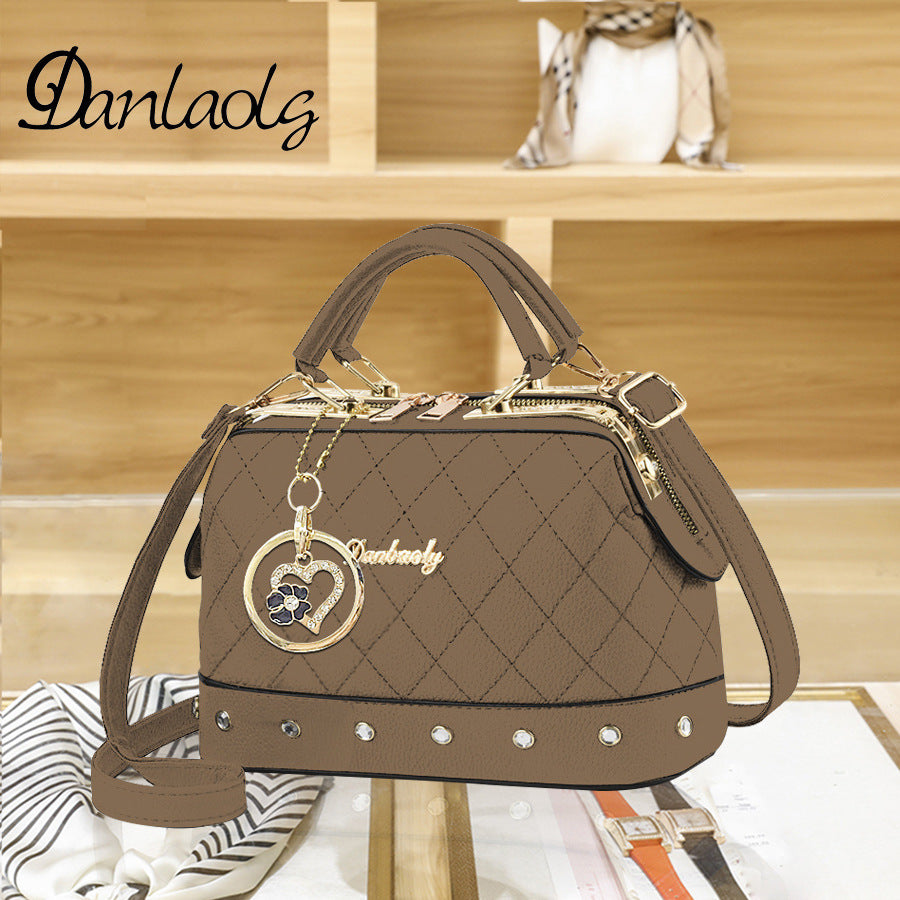 Chic European-Style Quilted Crossbody Bag