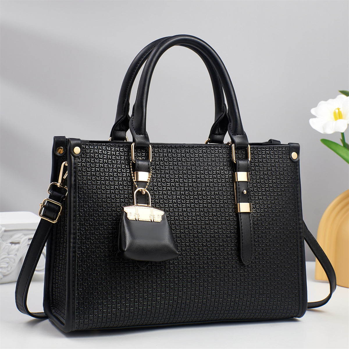 Veloria Commuter Luxe Tote