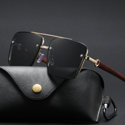 HD polarized pilot sunglasses for men.