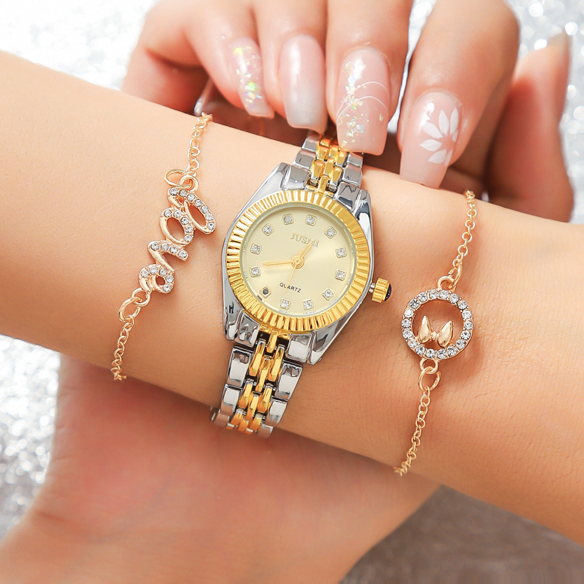 Fashionable and exquisite gradient gold watch with diamond set dial batch flower face women's watch + two exquisite bracelets 3PCS