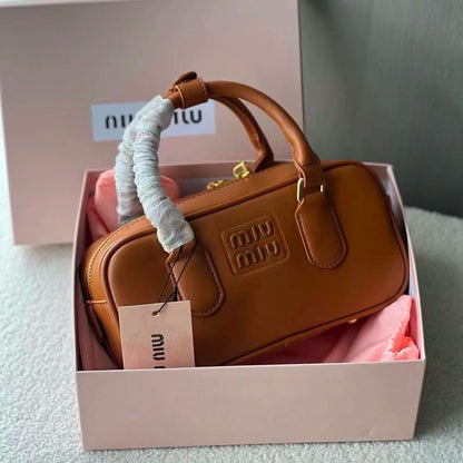 Bowling Square Boston Bag
