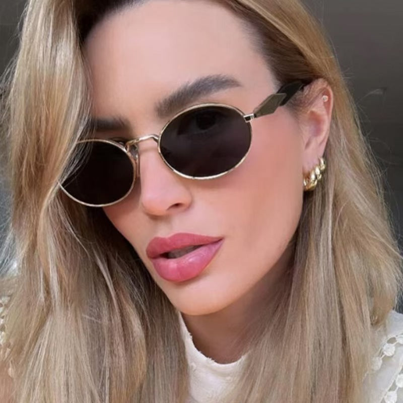 Oval metal retro luxury sunglasses