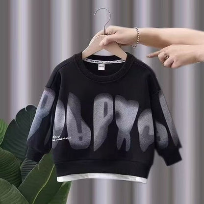 Handsome, casual, fashionable boys' sweatshirt