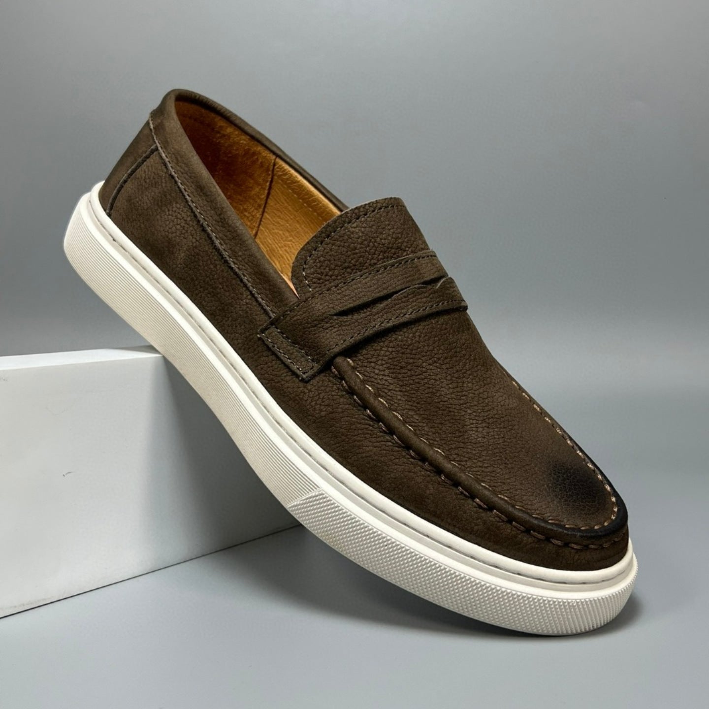 Mens Genuine Leather Retro British Casual Shoes
