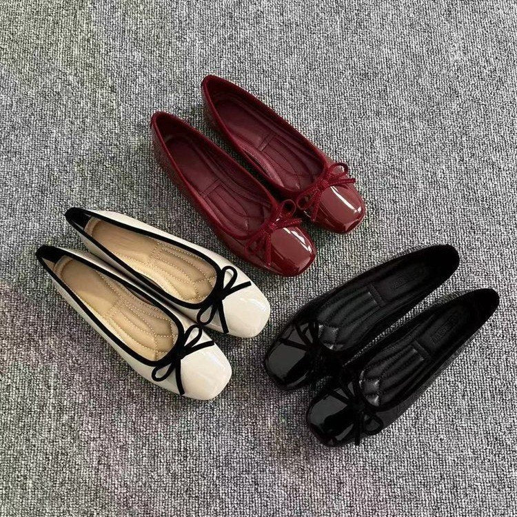 soft leather pumps: square-toe bow flats