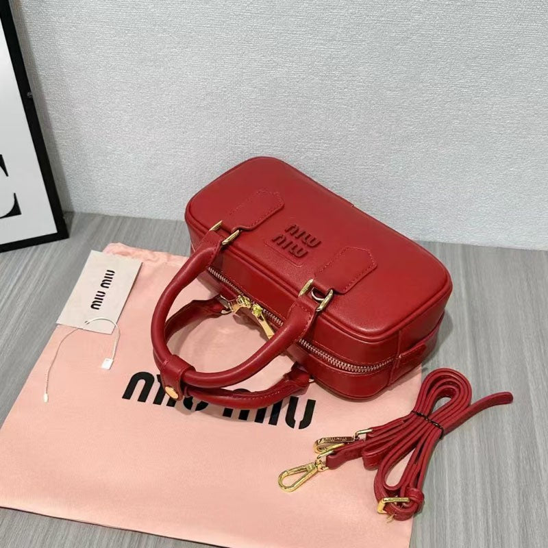 Bowling Square Boston Bag