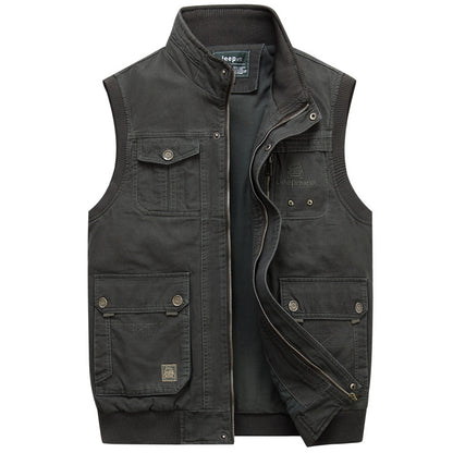 Gidink Men's Outdoor Multi-Pocket Vest.
