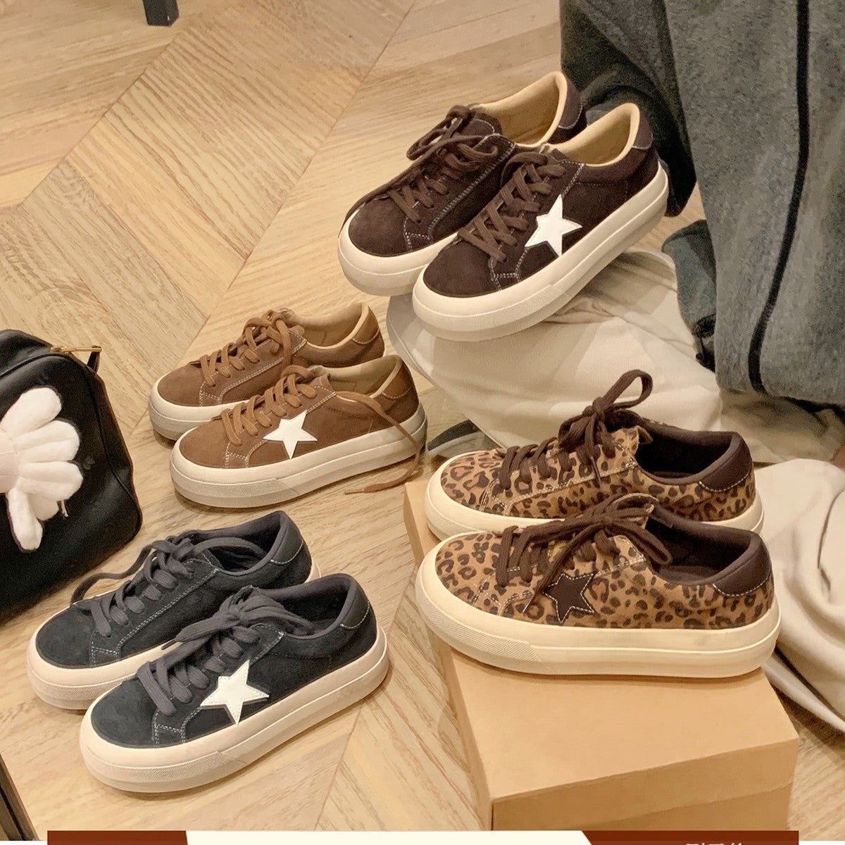 Womens casual lace-up board shoes