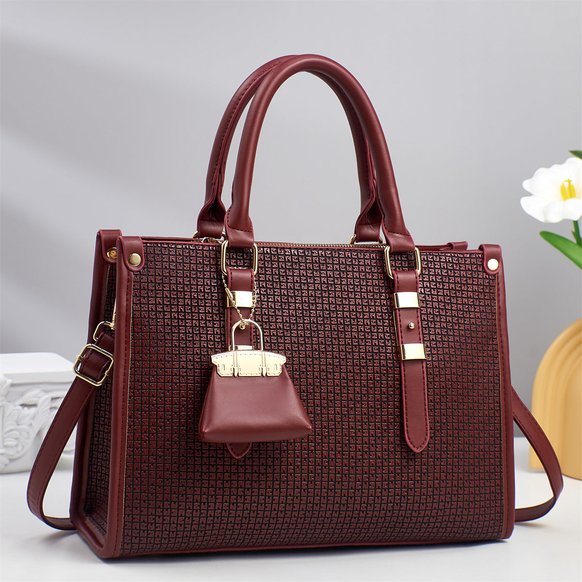 Veloria Commuter Luxe Tote