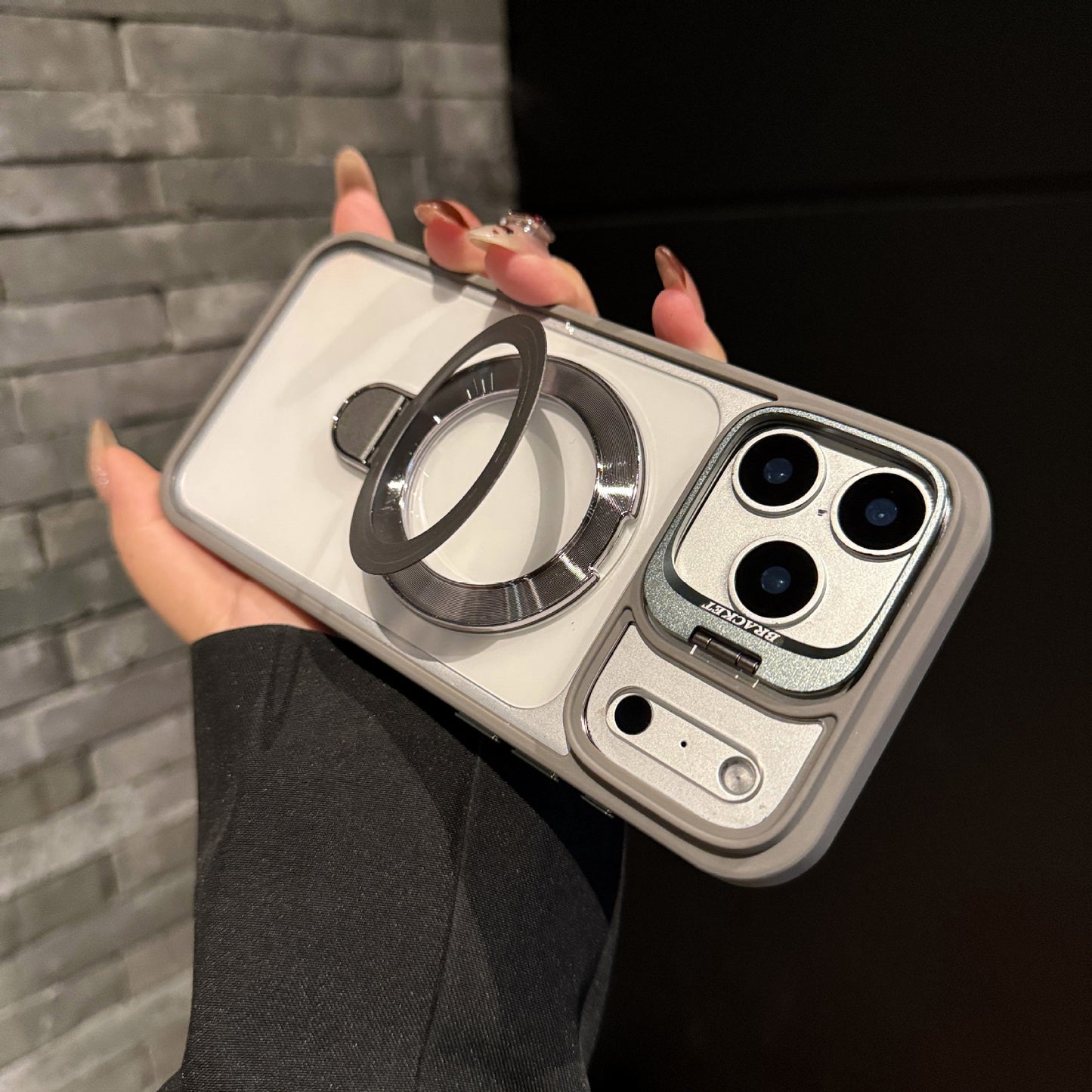 iPhone 17 Pro Max Magnetic Lens Case