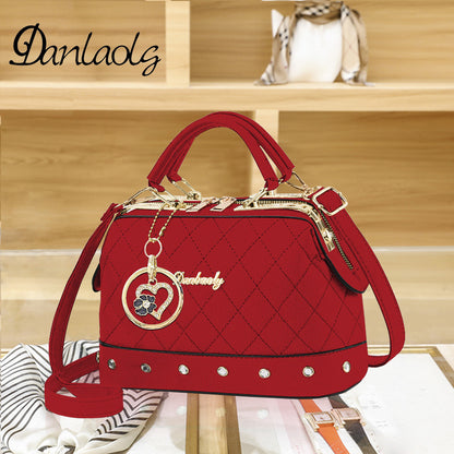 Chic European-Style Quilted Crossbody Bag