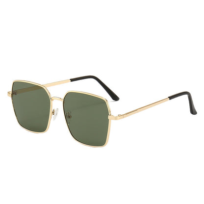 Simple metal frame sunglasses