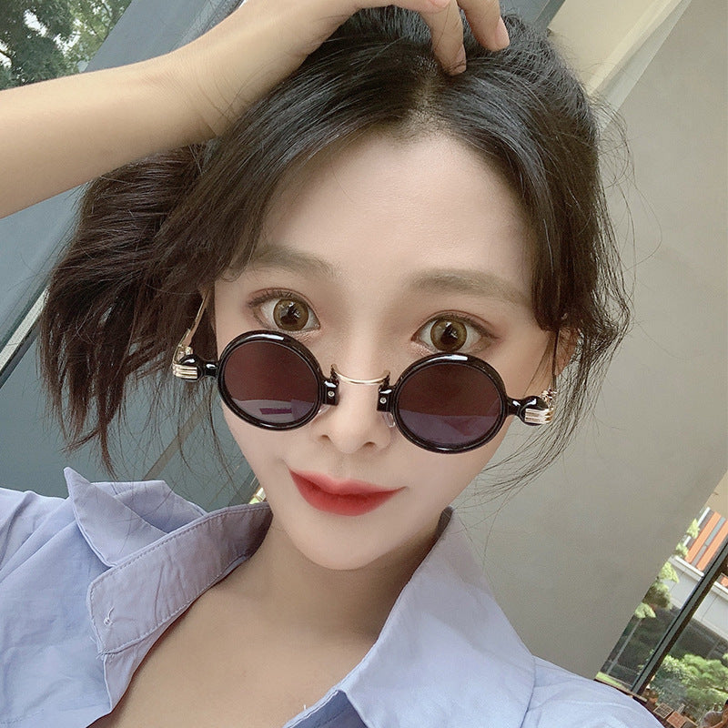 Retro steampunk style small frame sunglasses