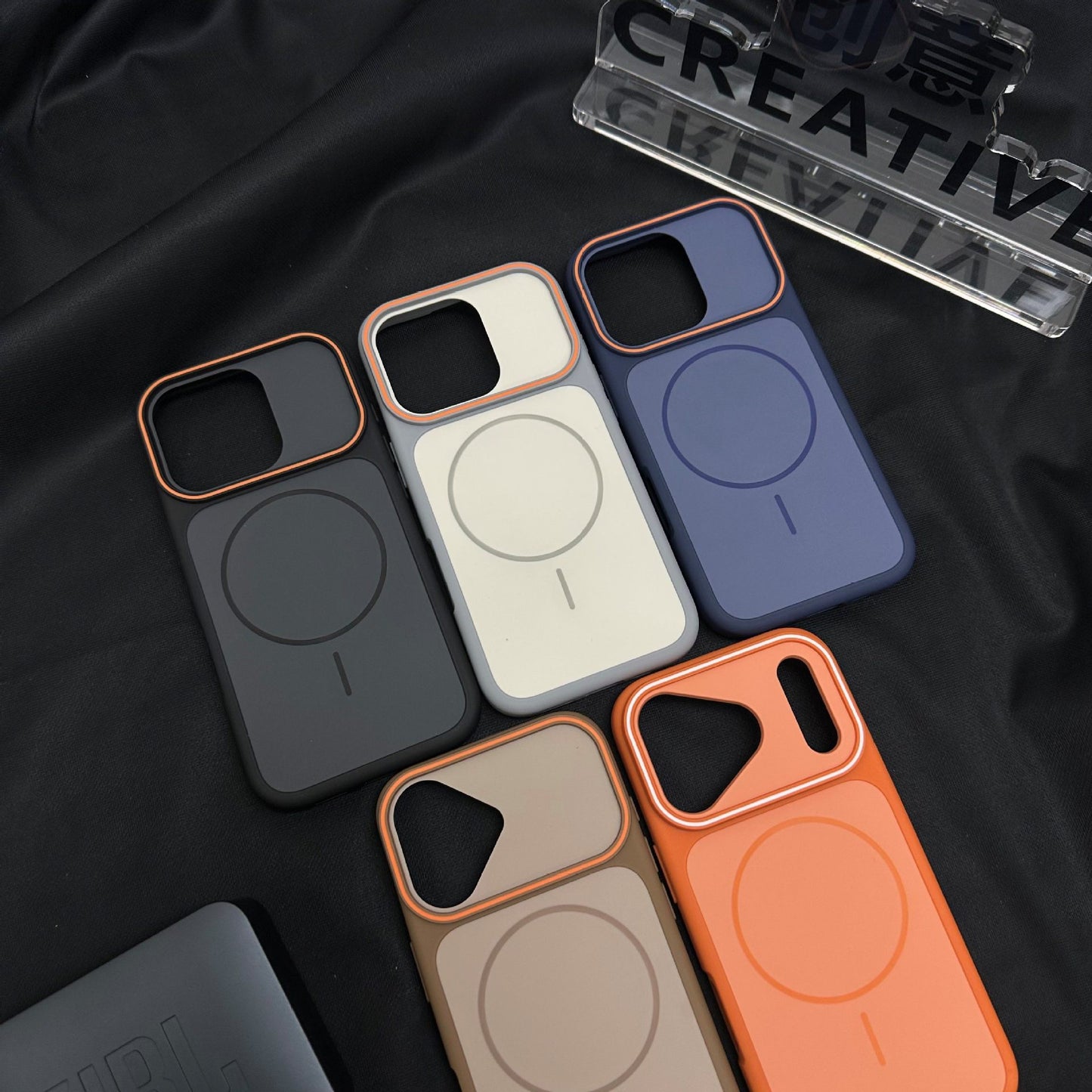 iPhone 16 Pro Max: stylish, matte, magnetic case