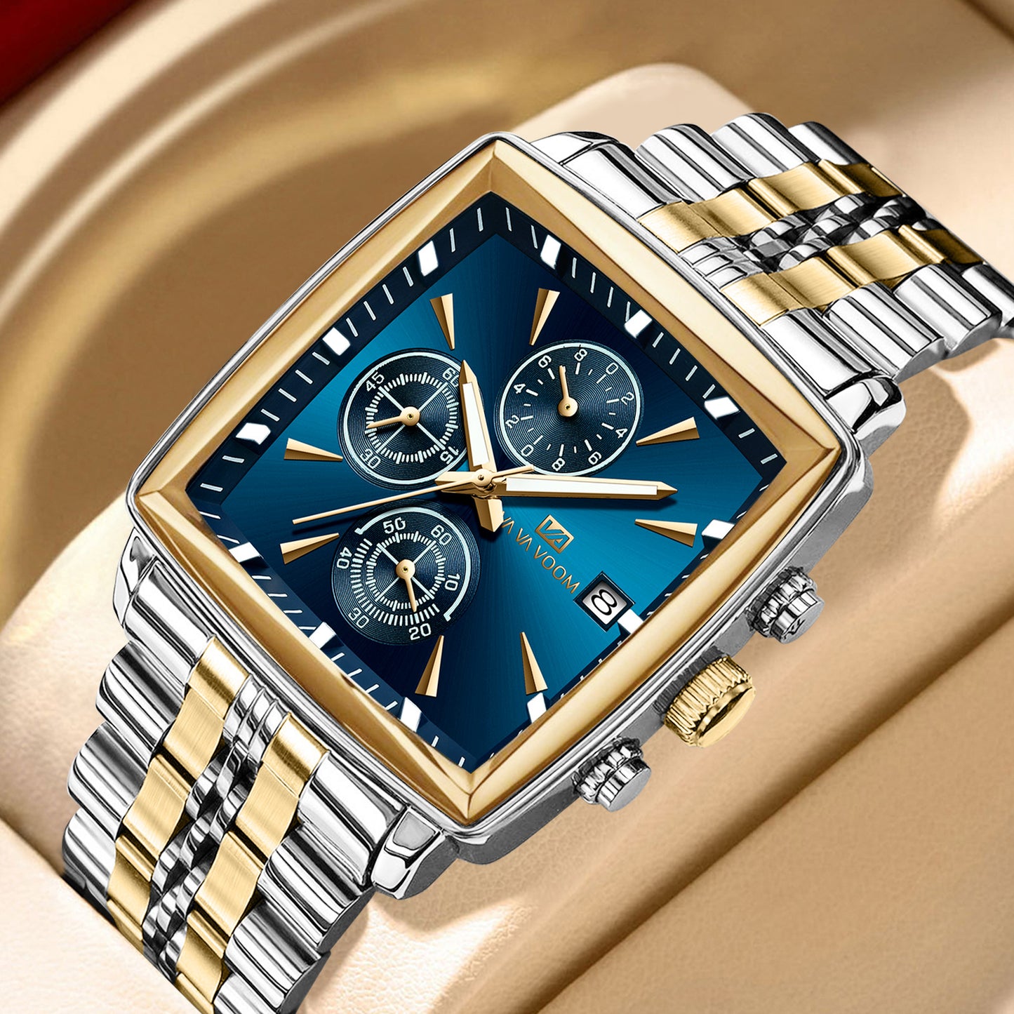 Luminous steel men's waterproof chronograph.